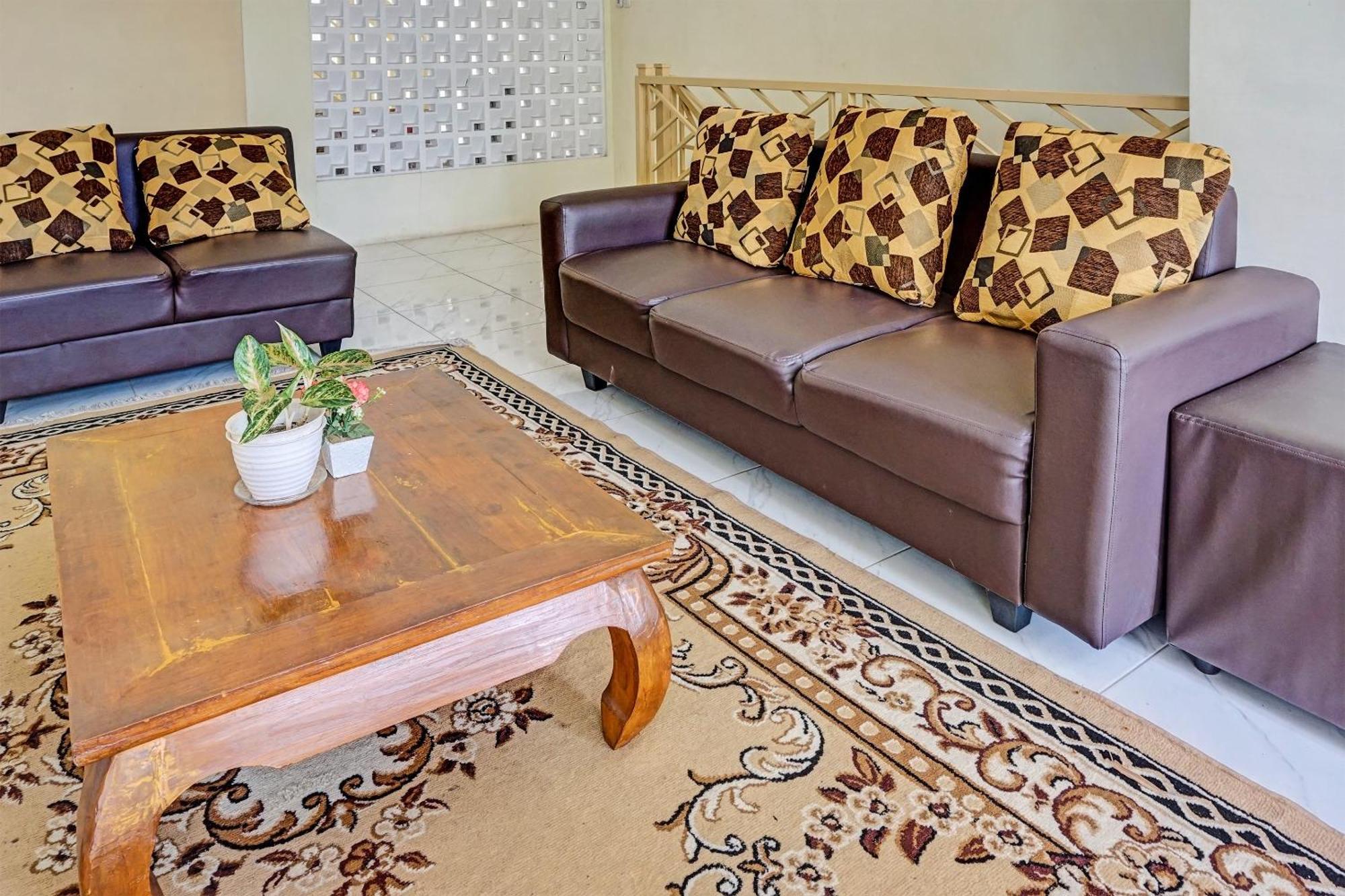 Oyo 91707 Jannah Homestay Syariah Dau Εξωτερικό φωτογραφία