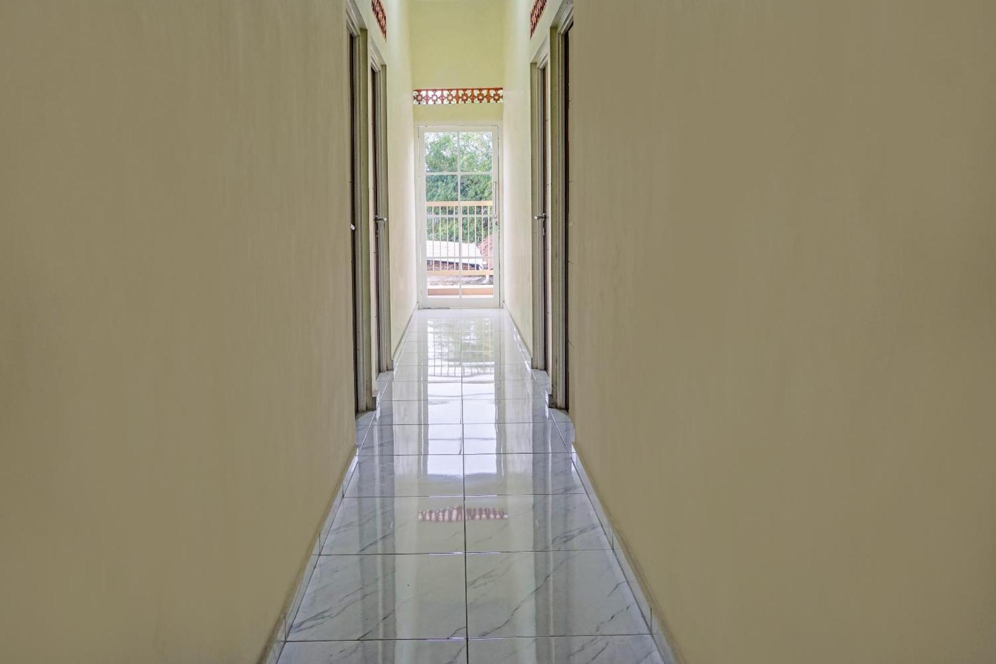 Oyo 91707 Jannah Homestay Syariah Dau Εξωτερικό φωτογραφία