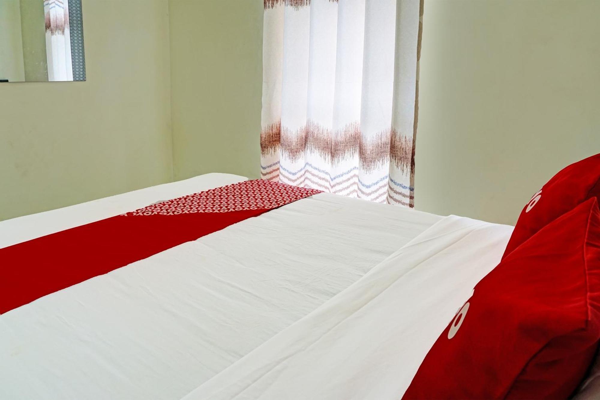 Oyo 91707 Jannah Homestay Syariah Dau Εξωτερικό φωτογραφία