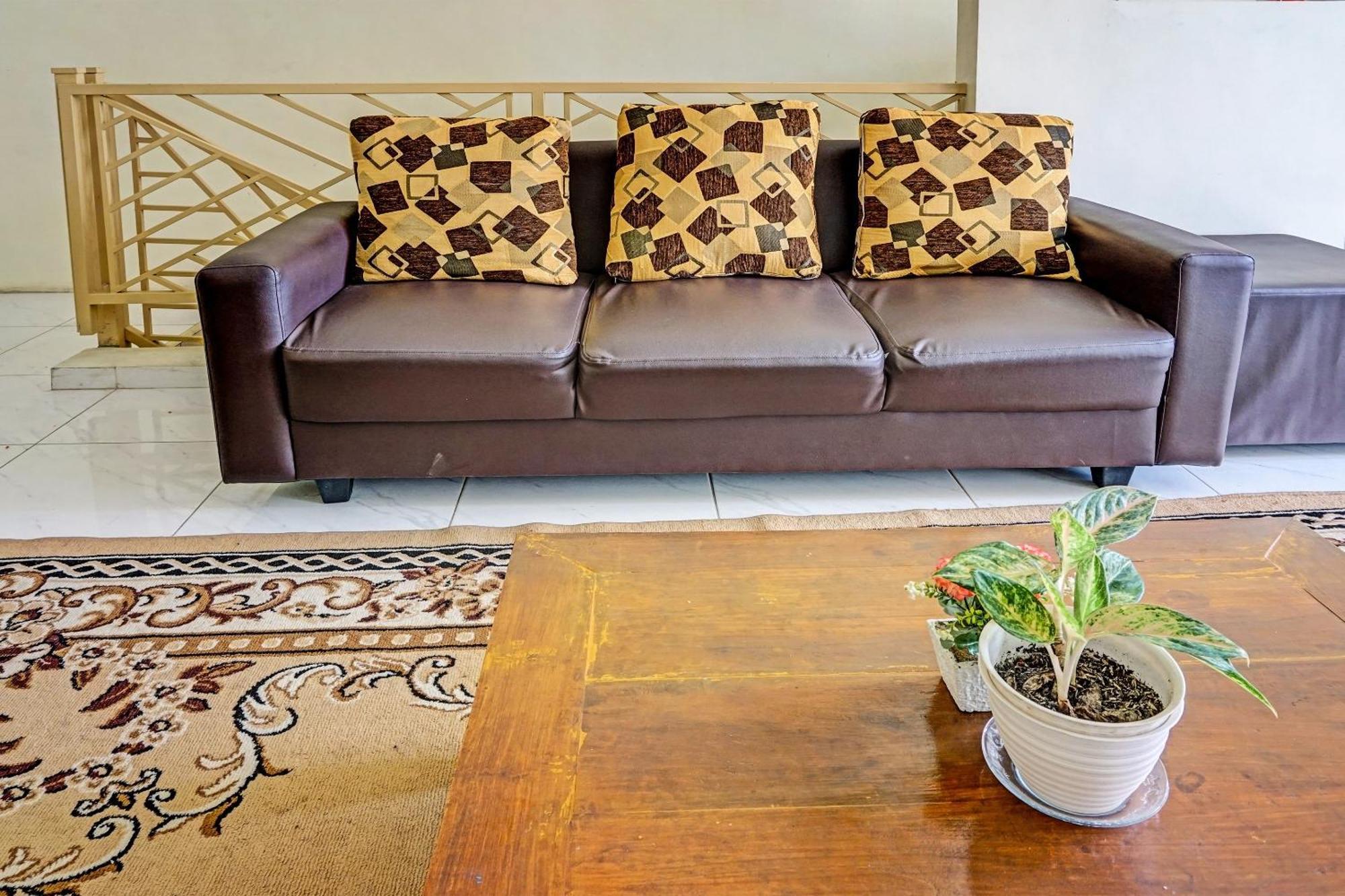 Oyo 91707 Jannah Homestay Syariah Dau Εξωτερικό φωτογραφία