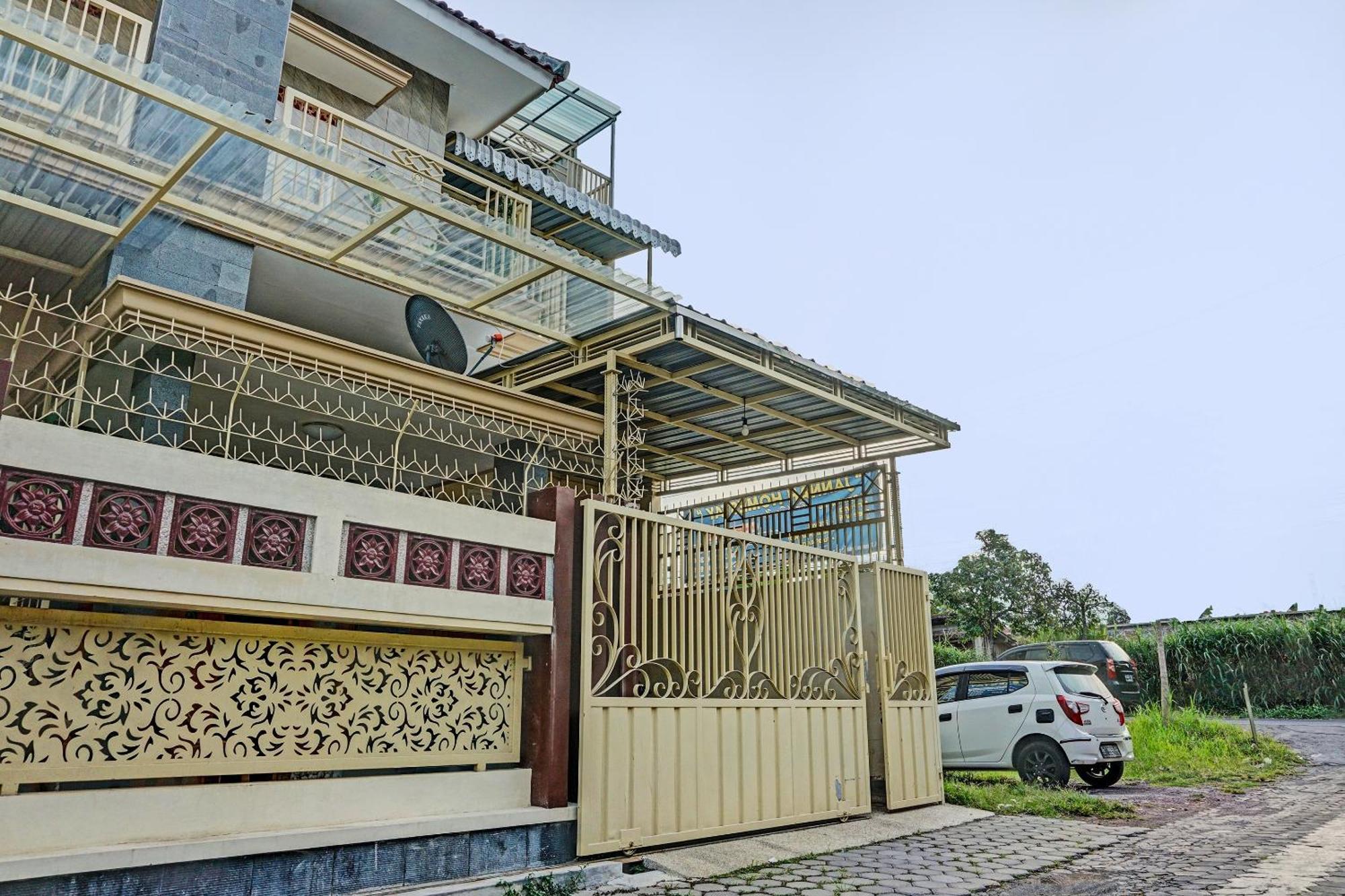 Oyo 91707 Jannah Homestay Syariah Dau Εξωτερικό φωτογραφία