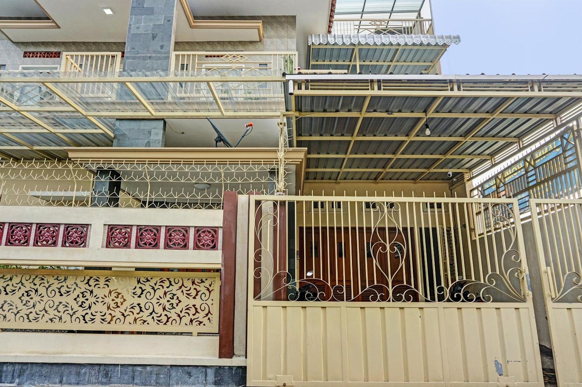 Oyo 91707 Jannah Homestay Syariah Dau Εξωτερικό φωτογραφία